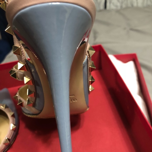 Rockstud valentino in grey - Picture 8 of 8